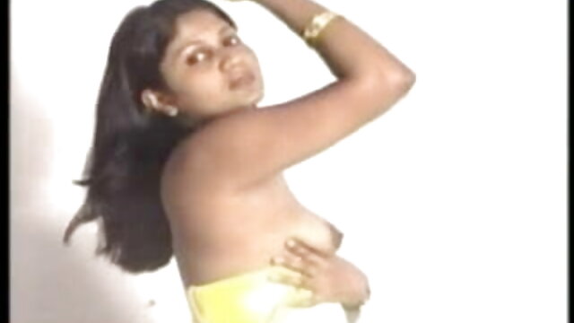 गोरा एक हिंदी में सेक्सी फुल मूवी ही बार में पांच सज्जनों को चूसा और उनमें से एक को चूसा