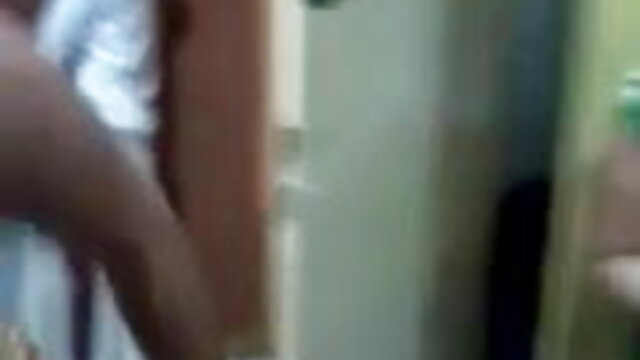 एक होटल के कमरे फुल सेक्सी मूवी वीडियो में में दो अश्वेतों के साथ ब्लैक एड्रियाना और ताल लक्स की चुदाई