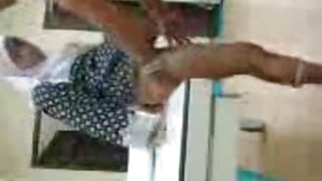 किशोर पोर्न: युवा लड़की नकदी के लिए fucks सेक्सी पिक्चर हिंदी वीडियो मूवी