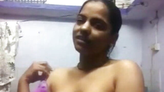 मास्सेर ने साउथ सेक्सी मूवी हिंदी एक सुंदर ग्राहक को गड़बड़ किया
