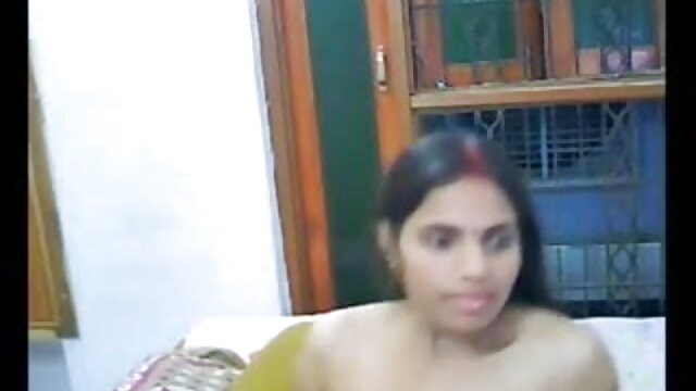 बेडरूम में हिंदी मूवी सेक्सी नग्न काम कर रहे मांसल गोरा