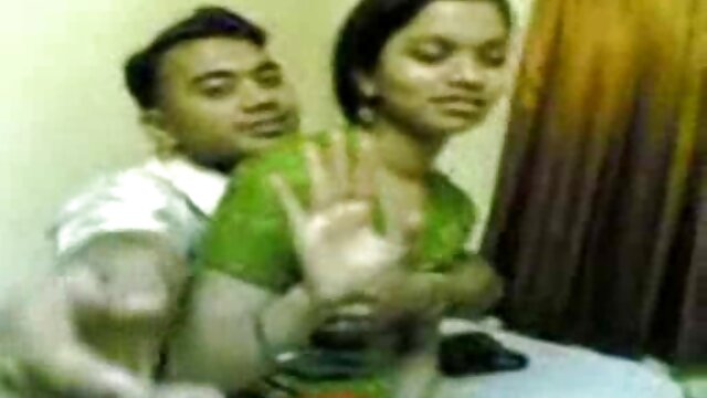 एक सुंदर श्यामला के साथ हिंदी में सेक्सी फुल मूवी शांत सेक्स