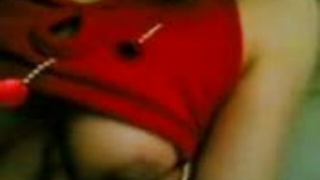 चश्मे के साथ सेक्सी वीडियो फुल फिल्म युवा गोरा मौखिक सेक्स से पहले एक मेहमान का मुर्गा हस्तमैथुन करता है
