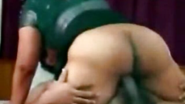 हखल ने सेक्स से पहले पैंटी में एक टैटू सेक्सी मूवी सेक्सी मूवी हिंदी में वाली लड़की के गुदा में अपनी जीभ डाली