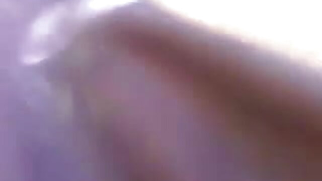 गोरा और रेडहेड चिक 69 पोज़ में हिंदी की सेक्सी मूवी चूसे
